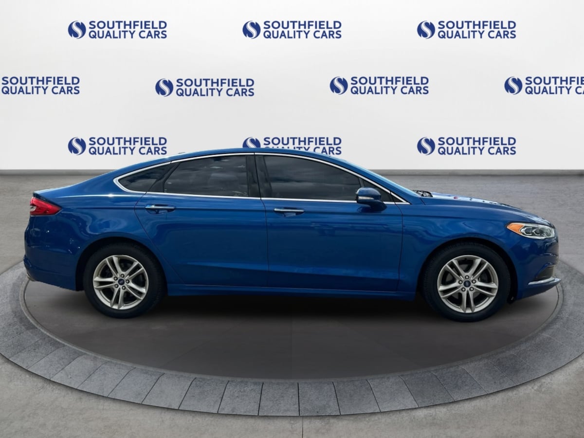2018 Ford Fusion SE photo 7