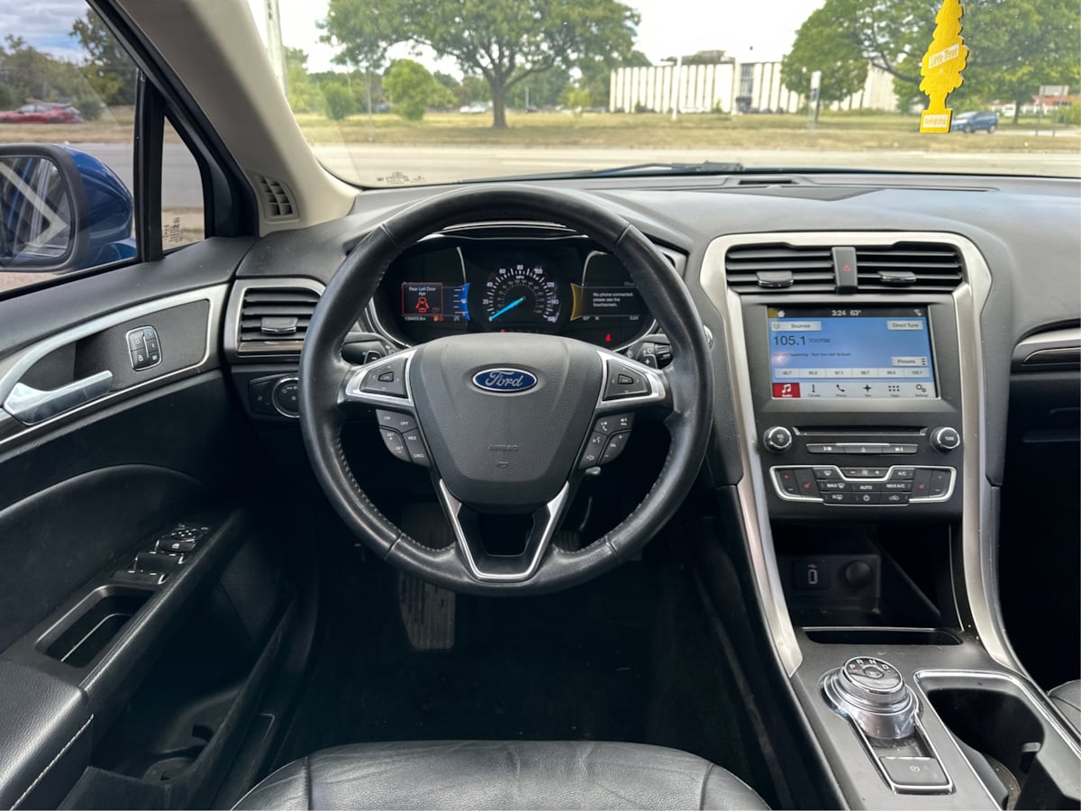 2018 Ford Fusion SE photo 12