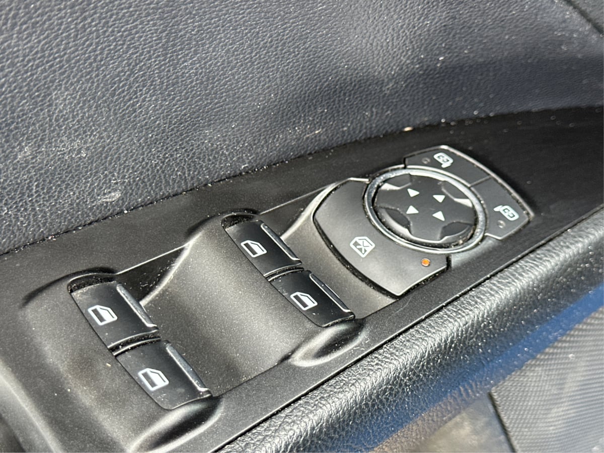 2018 Ford Fusion SE photo 25