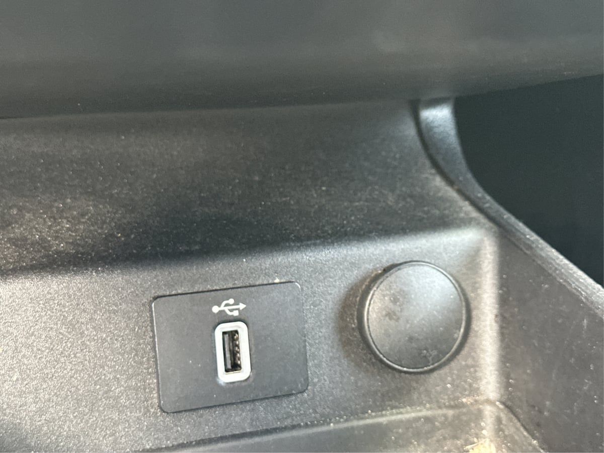 2018 Ford Fusion SE photo 32