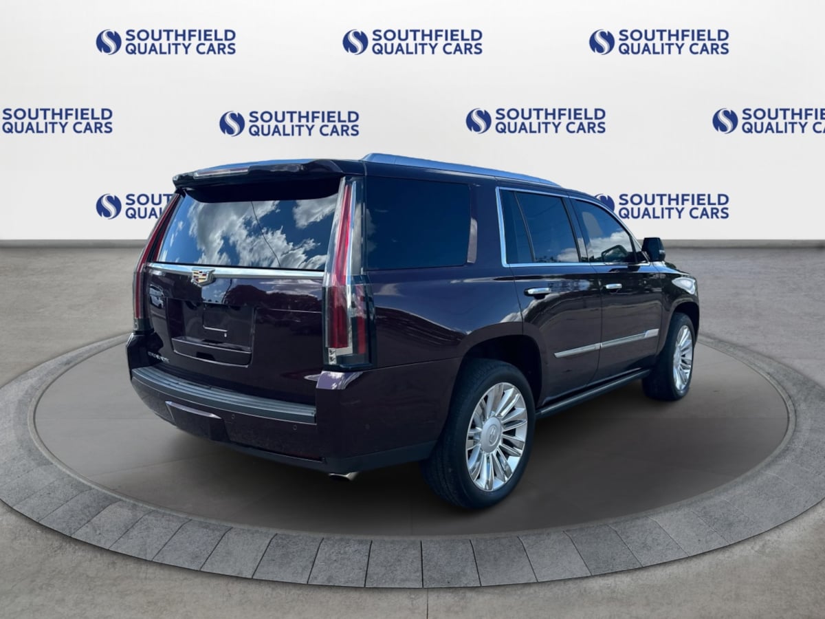 2017 Cadillac Escalade Platinum photo 7