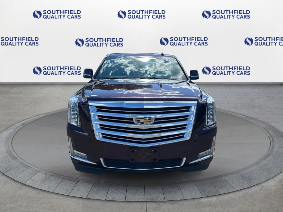 2017 Cadillac Escalade Platinum photo 9