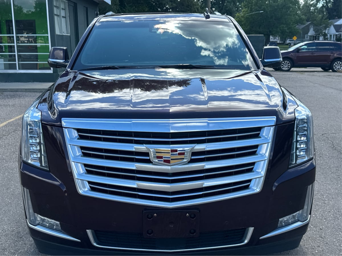 2017 Cadillac Escalade Platinum photo 23