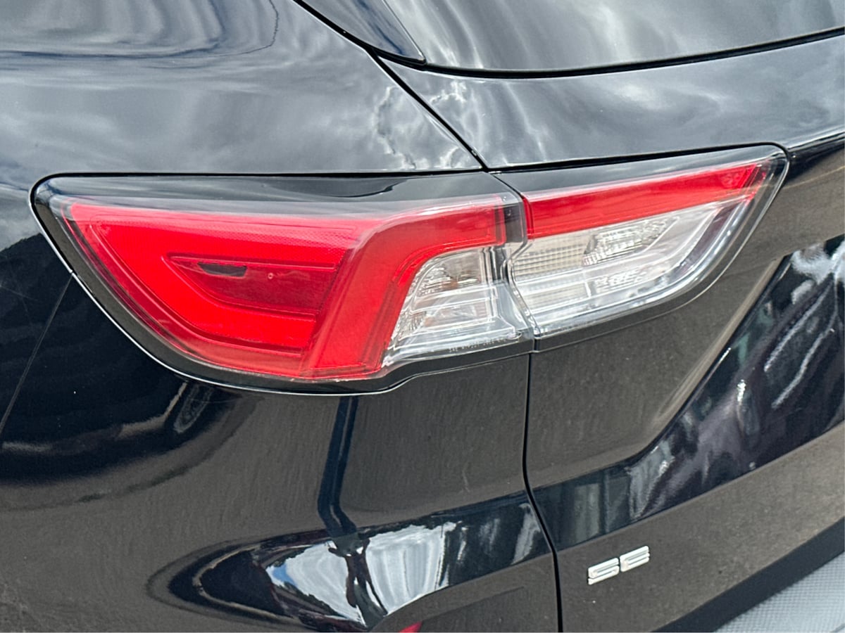 2021 Ford Escape SE Hybrid photo 27