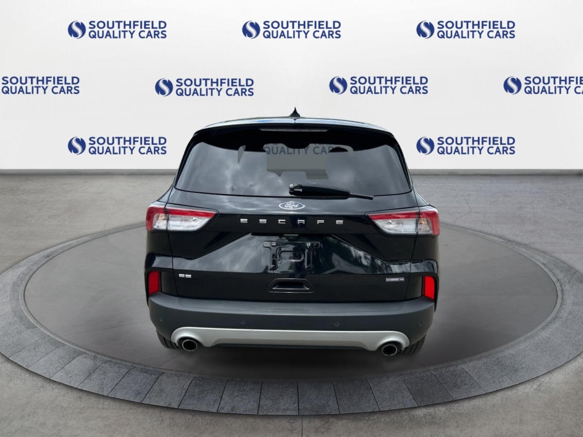 2021 Ford Escape SE Hybrid photo 5