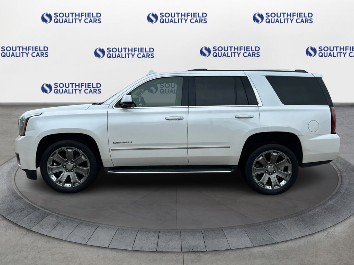 2016 Gmc Yukon Denali photo 2
