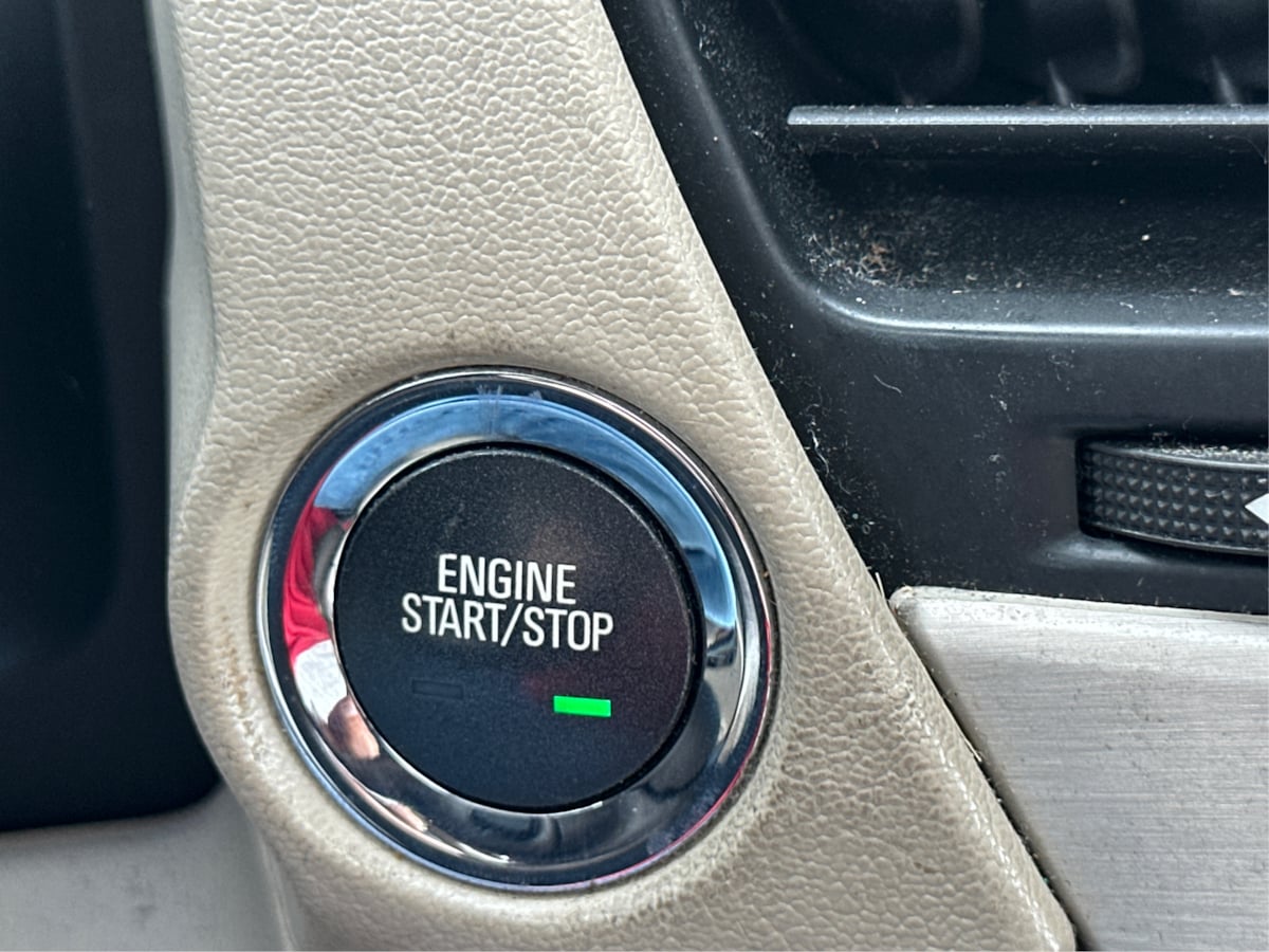 2016 Gmc Yukon Denali photo 38
