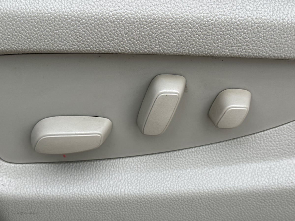 2016 Gmc Yukon Denali photo 26
