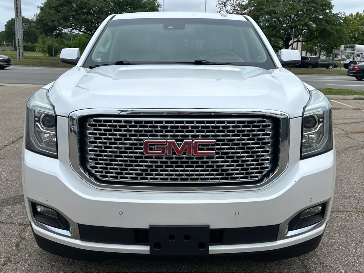 2016 Gmc Yukon Denali photo 17