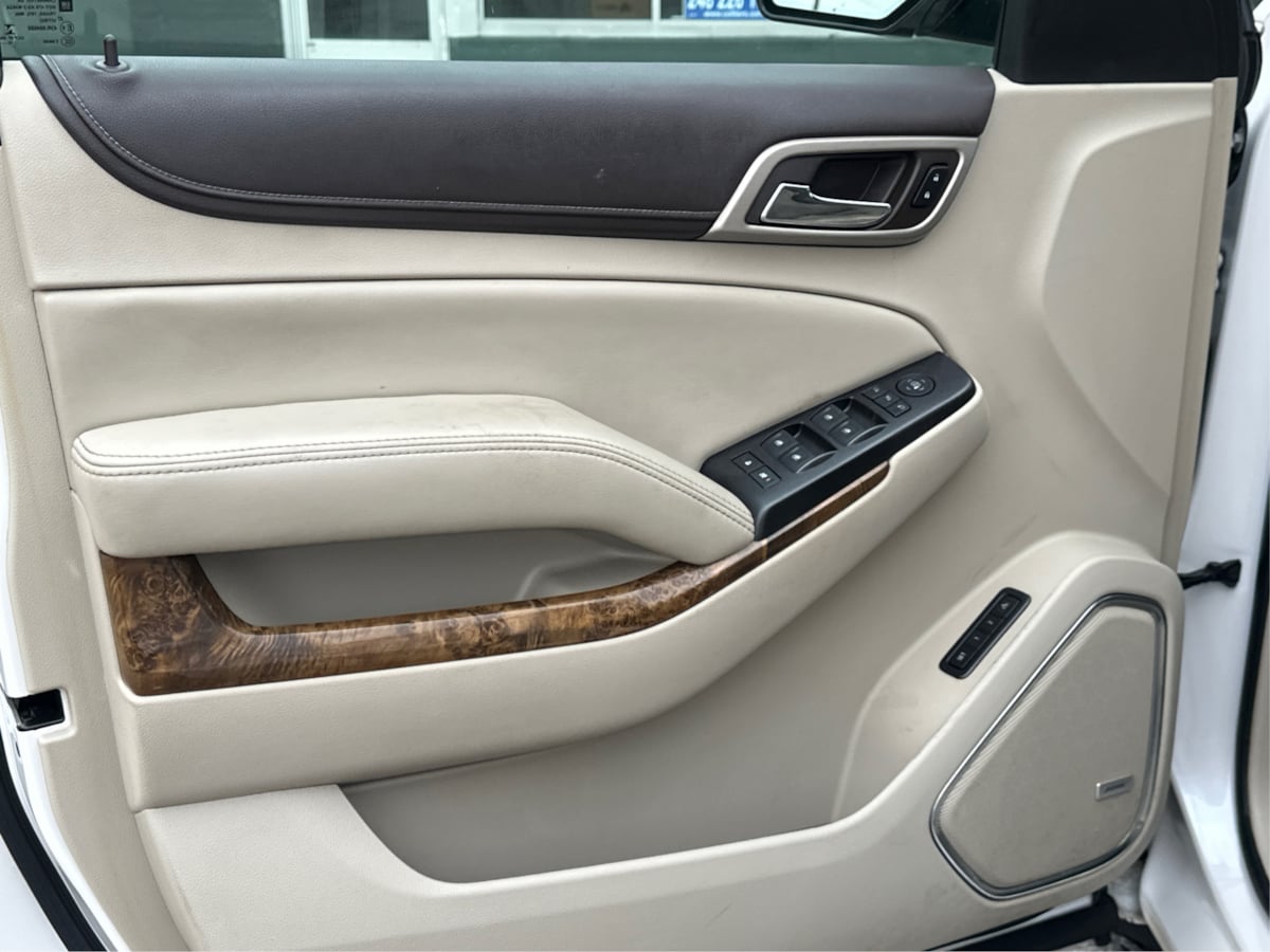 2016 Gmc Yukon Denali photo 9