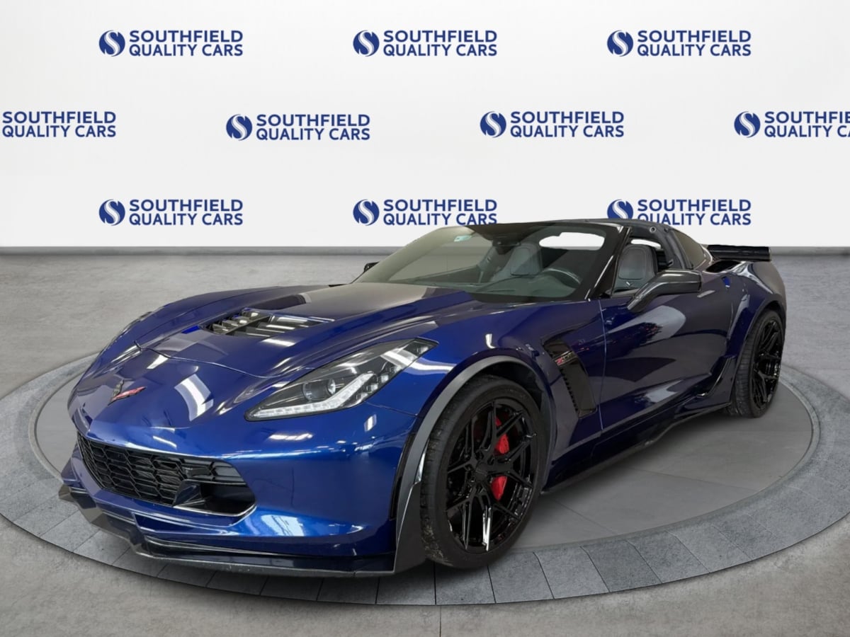 2017 Chevrolet Corvette 3LZ - Photo 2