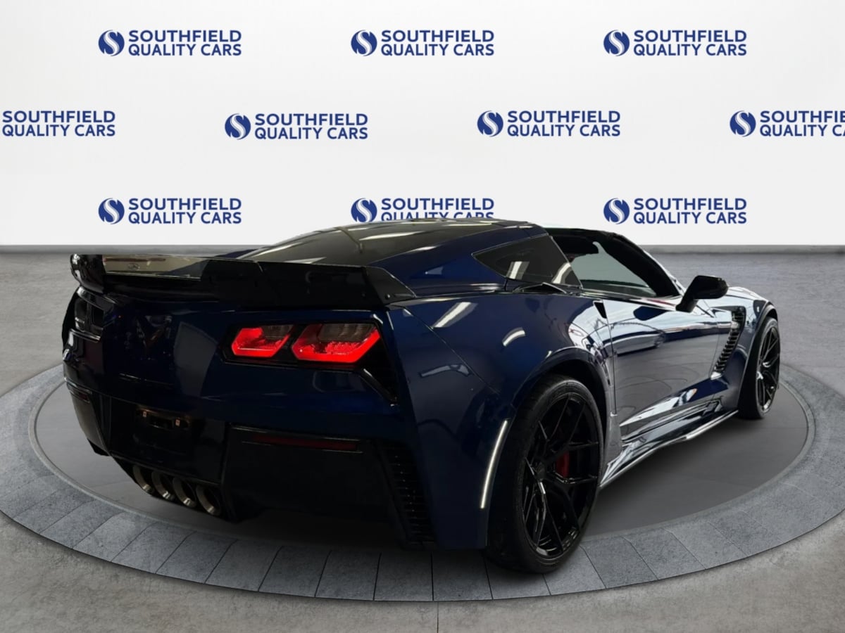 2017 Chevrolet Corvette 3LZ - Photo 7