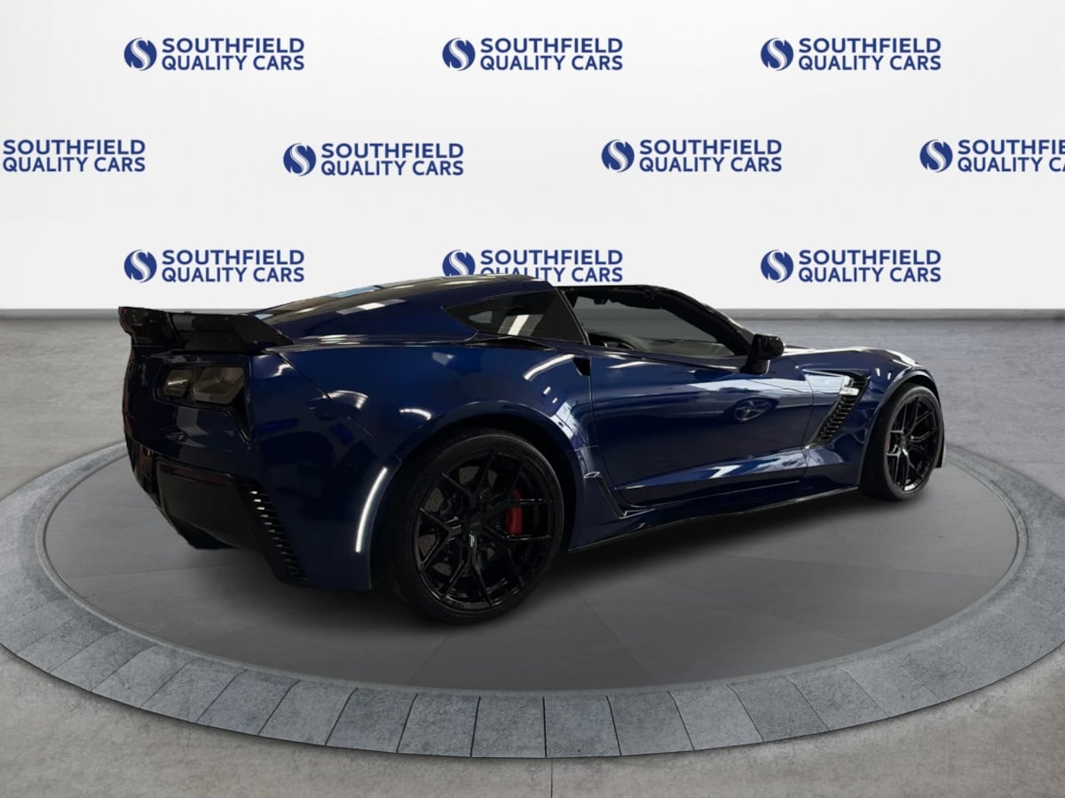 2017 Chevrolet Corvette 3LZ - Photo 8