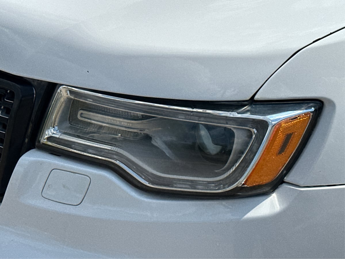 2018 Jeep Grand Cherokee Summit photo 25