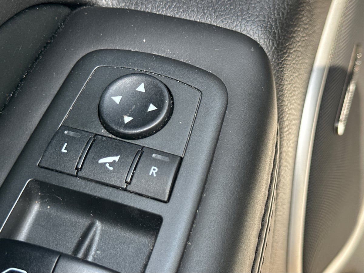 2018 Jeep Grand Cherokee Summit photo 31