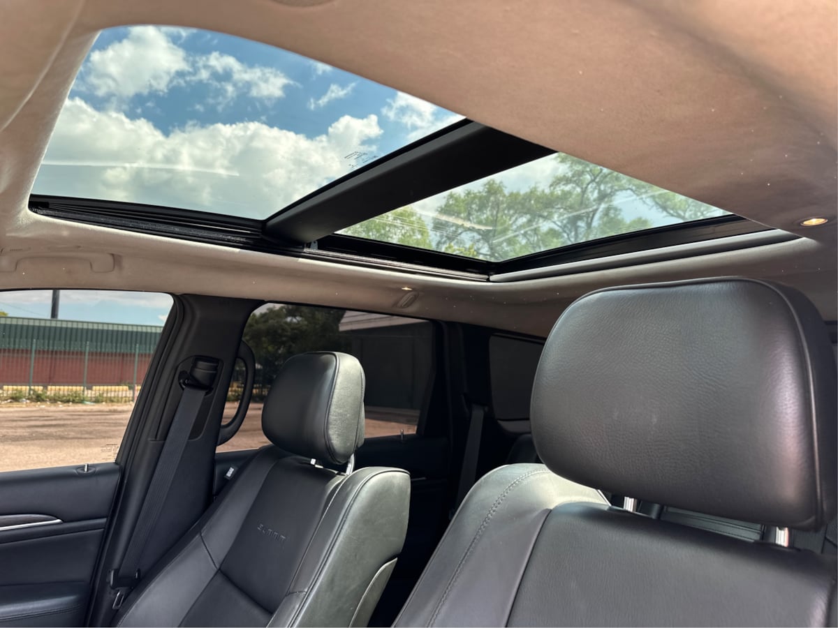 2018 Jeep Grand Cherokee Summit photo 19