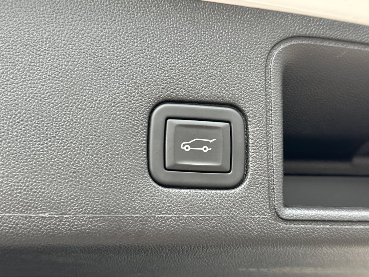 2023 Gmc Terrain SLT photo 22