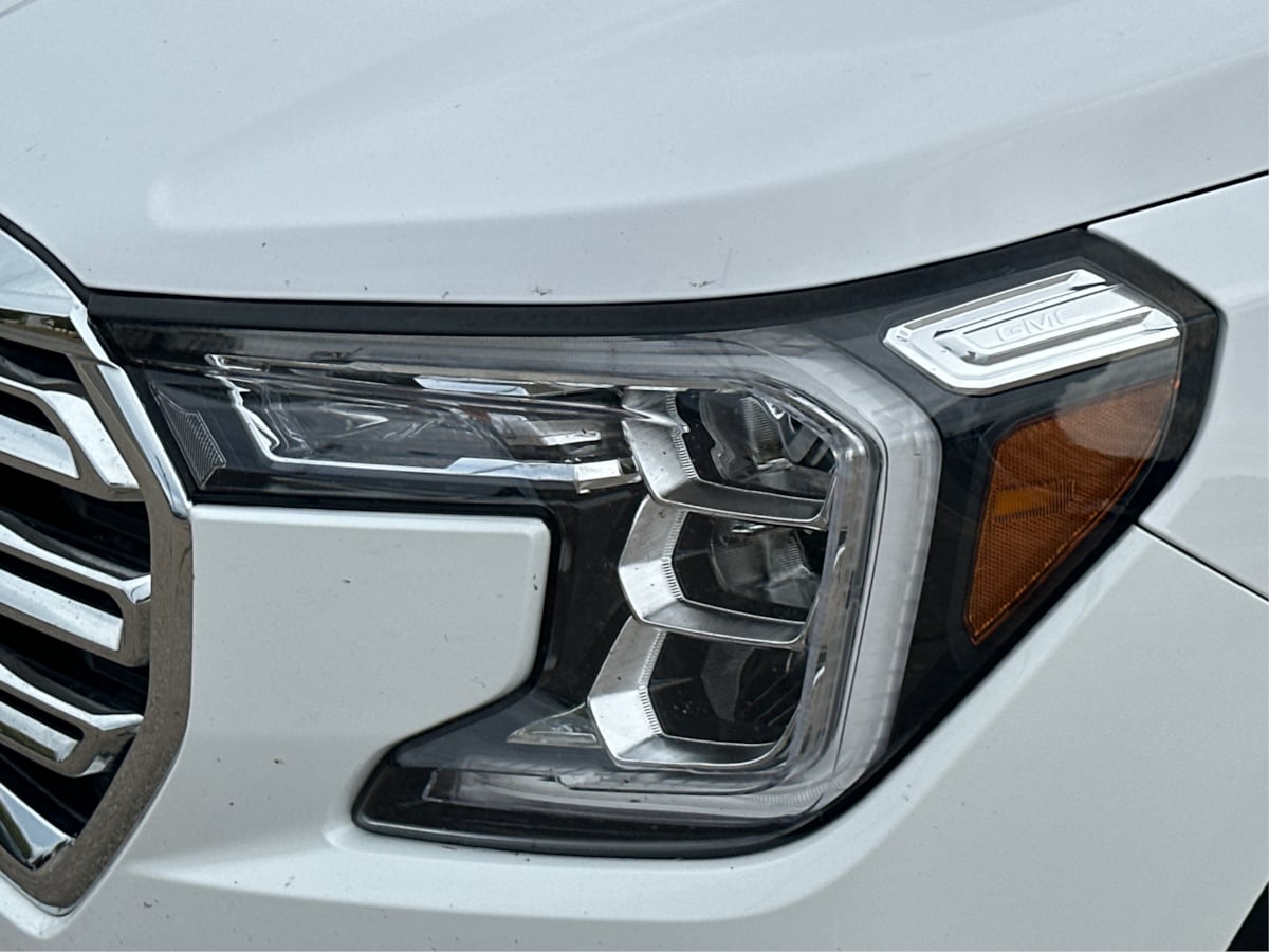 2023 Gmc Terrain SLT photo 25