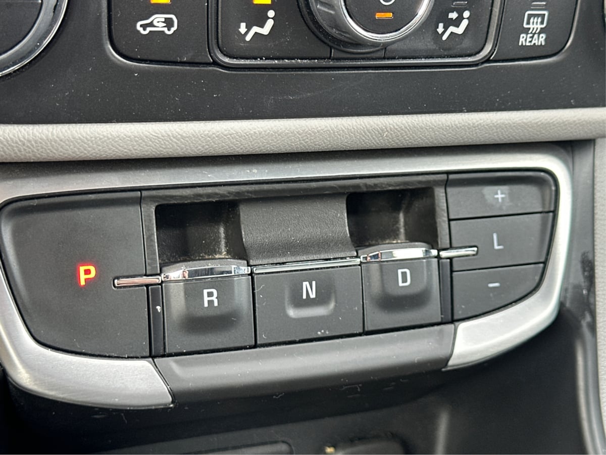 2023 Gmc Terrain SLT photo 37