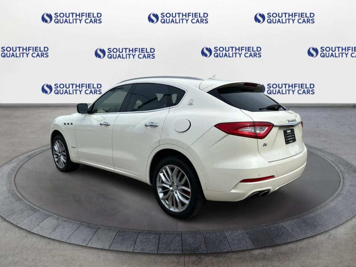 2019 Maserati Levante GranLusso photo 3