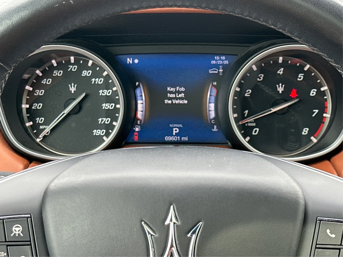 2019 Maserati Levante GranLusso photo 20