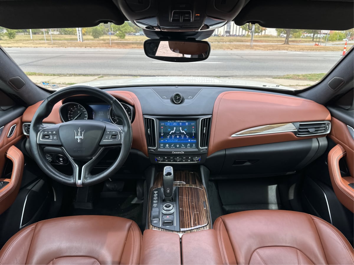 2019 Maserati Levante GranLusso photo 18