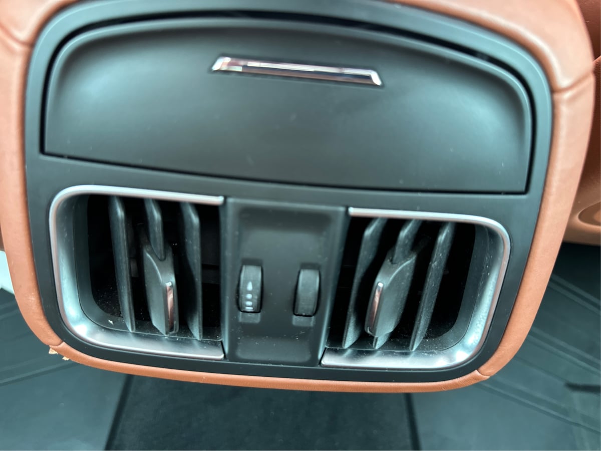 2019 Maserati Levante GranLusso photo 40