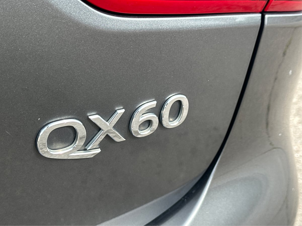 2015 Infiniti QX60 Premium Plus photo 25