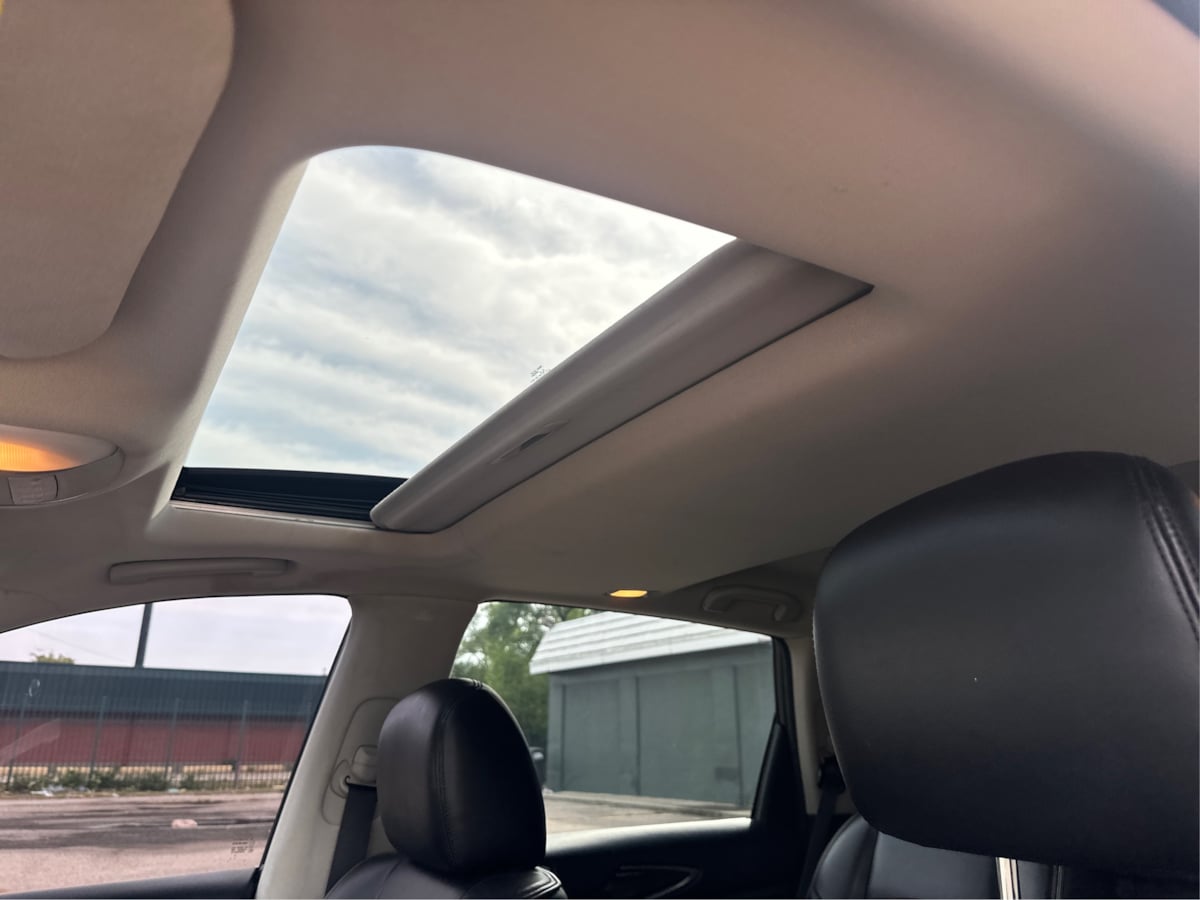 2015 Infiniti QX60 Premium Plus photo 19
