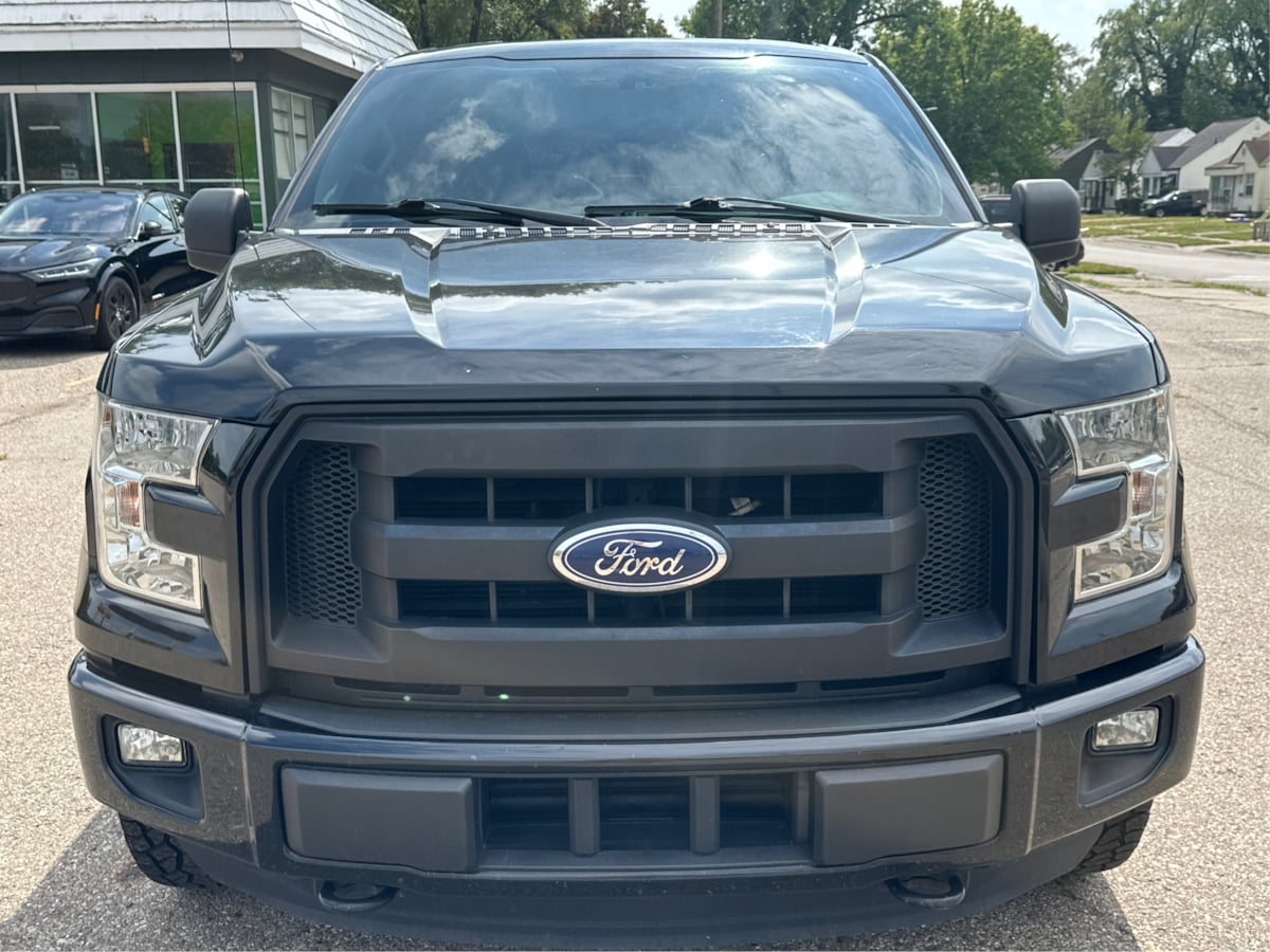 2016 Ford F-150 XL photo 19