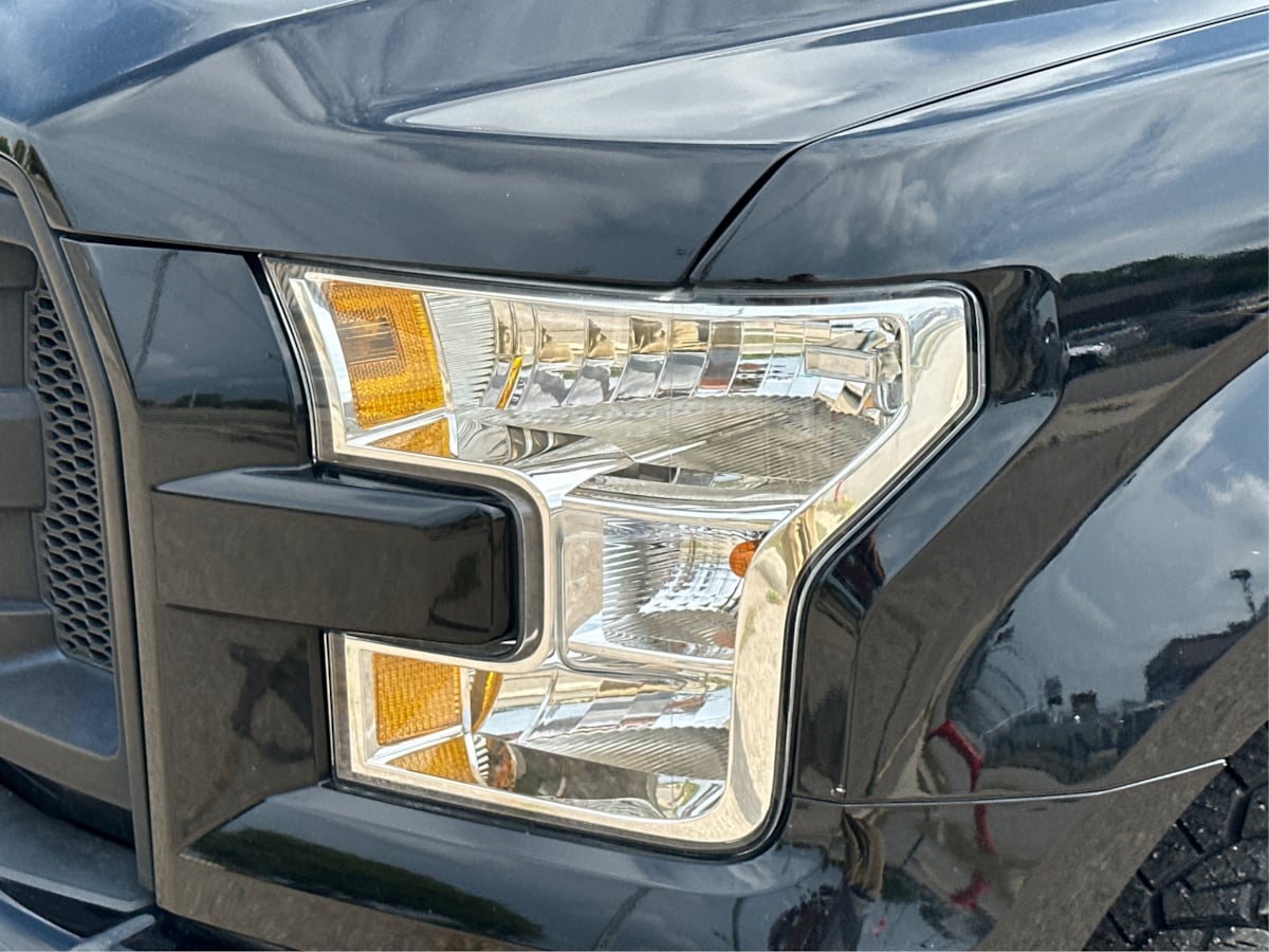 2016 Ford F-150 XL photo 23