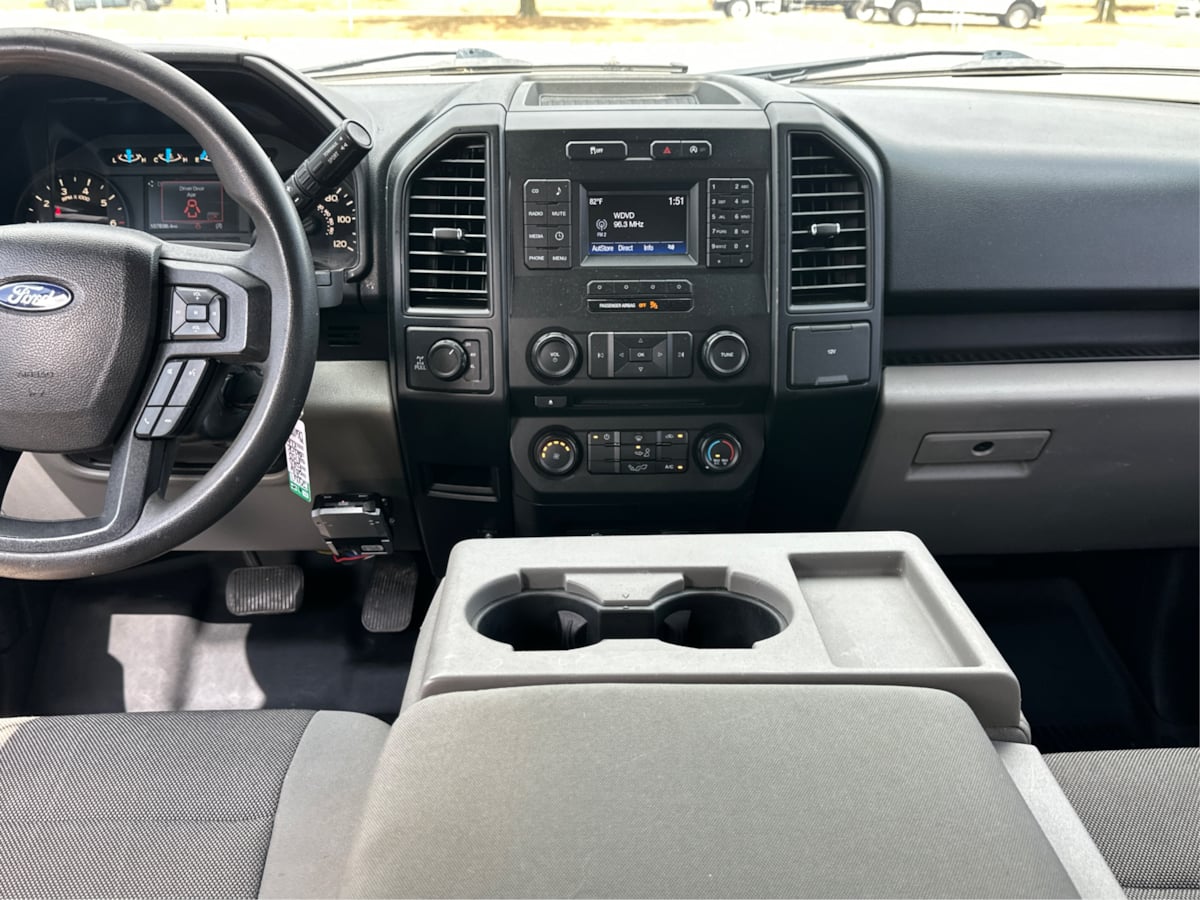 2016 Ford F-150 XL photo 16