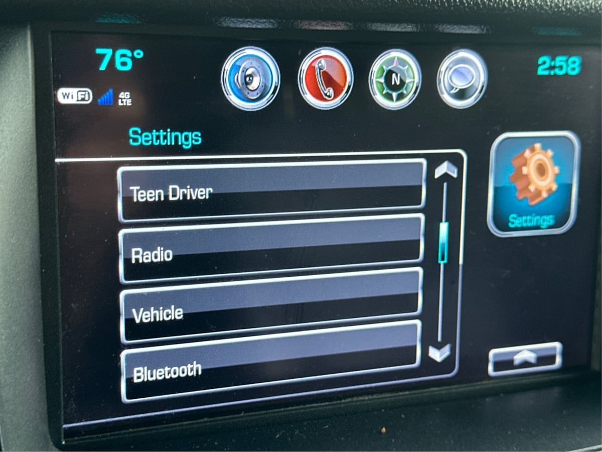 2019 Chevrolet Suburban LT photo 37