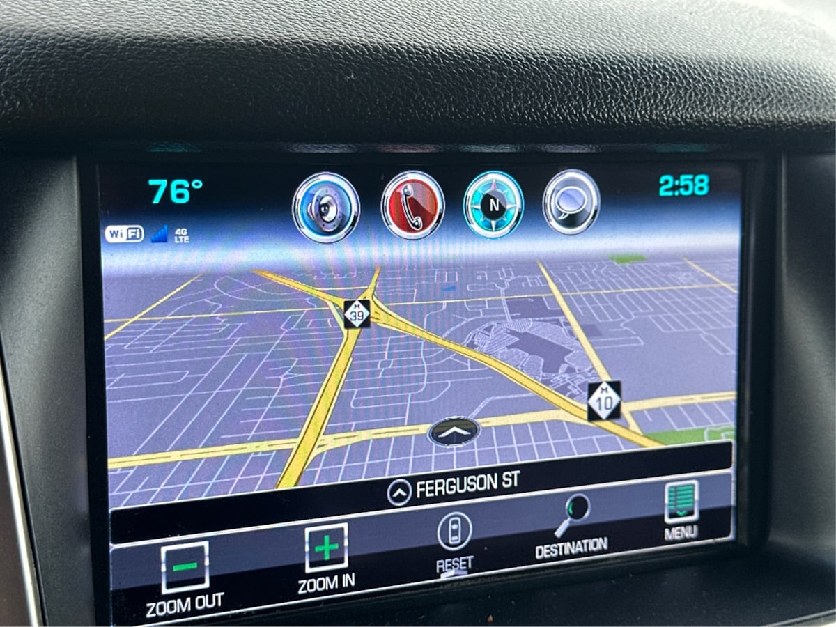 2019 Chevrolet Suburban LT photo 38