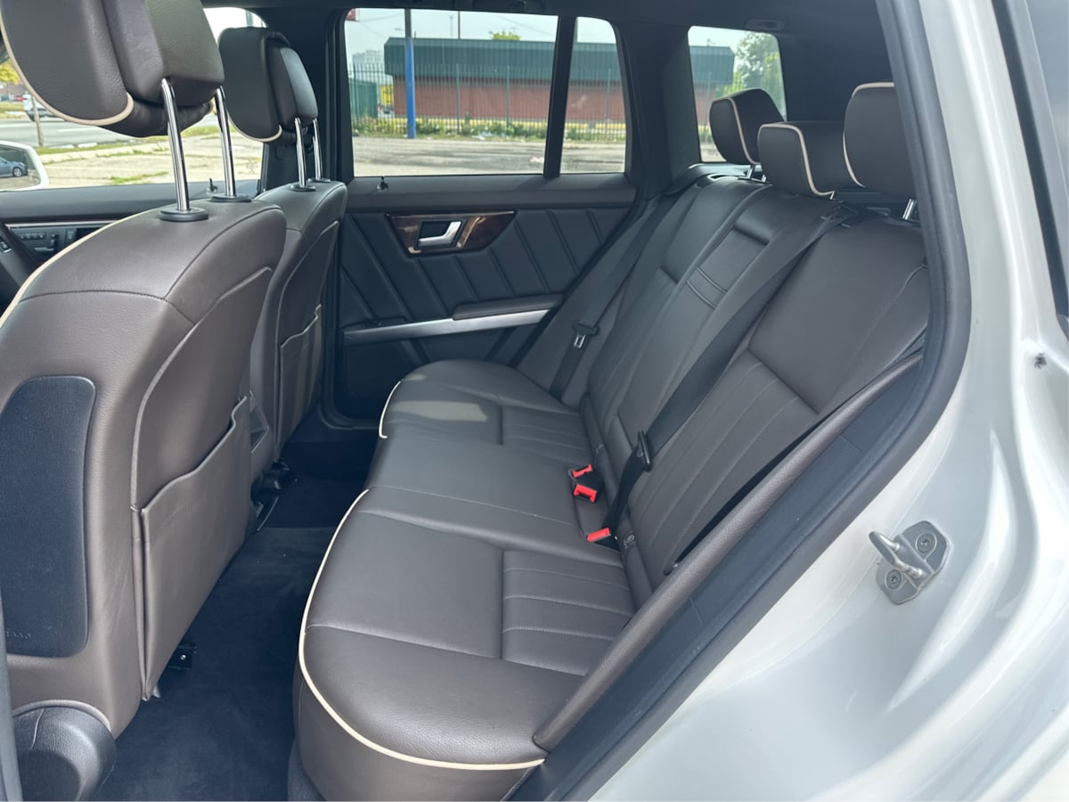 2015 Mercedes Benz GLK 350 4MATIC photo 10