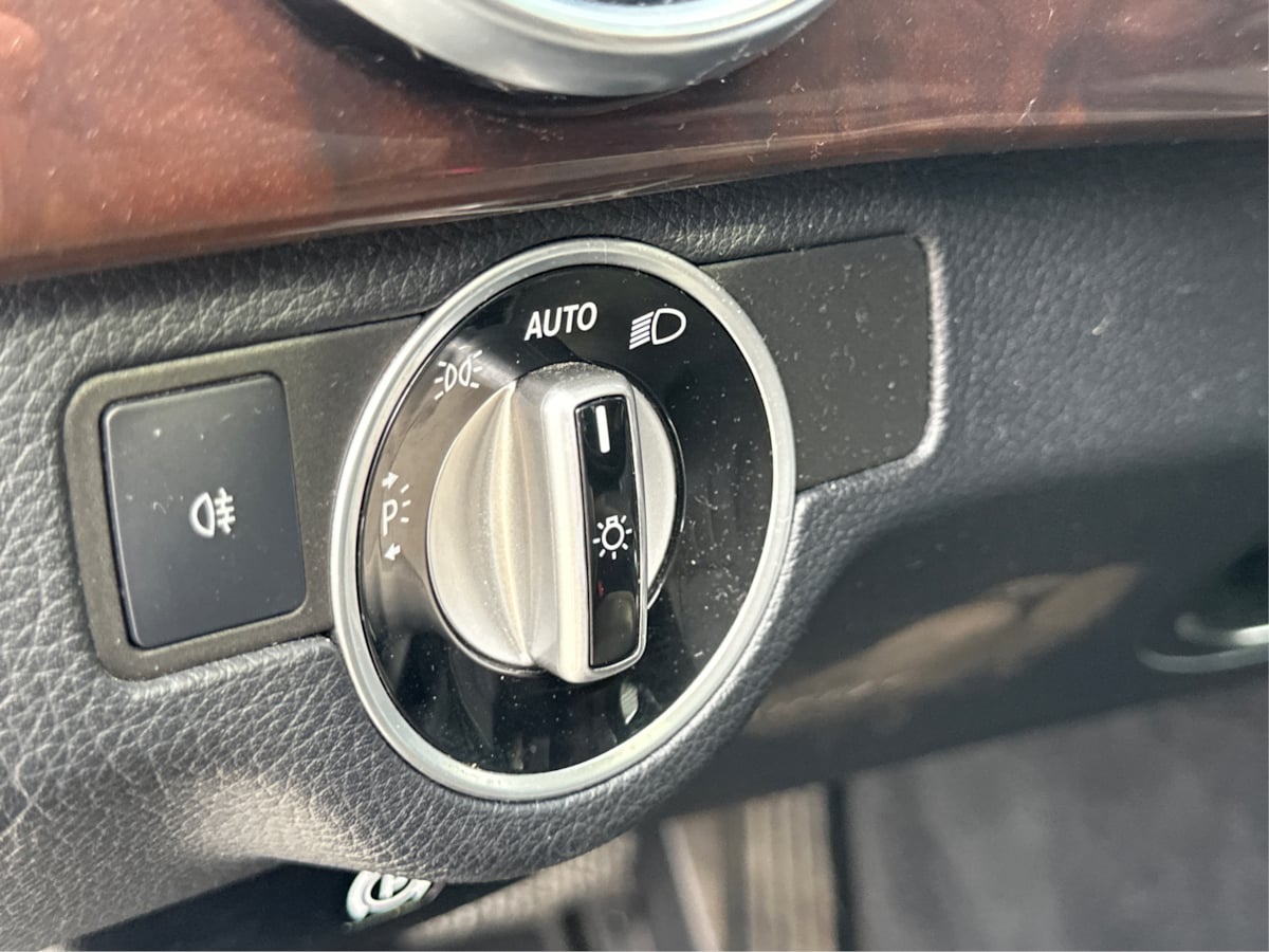 2015 Mercedes Benz GLK 350 4MATIC photo 16