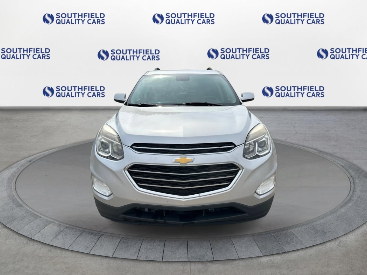 2017 Chevrolet Equinox LT photo 9