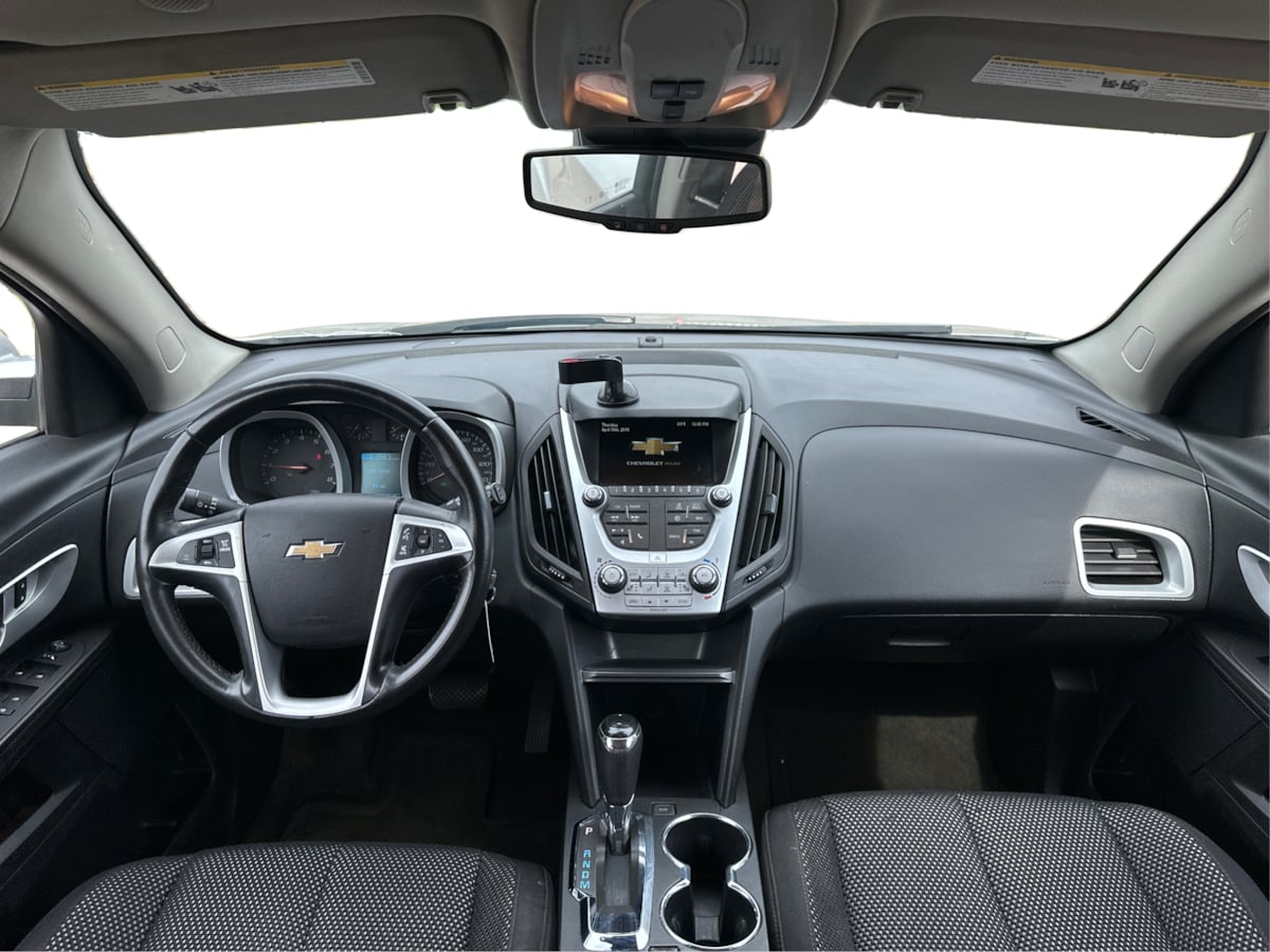 2017 Chevrolet Equinox LT photo 33