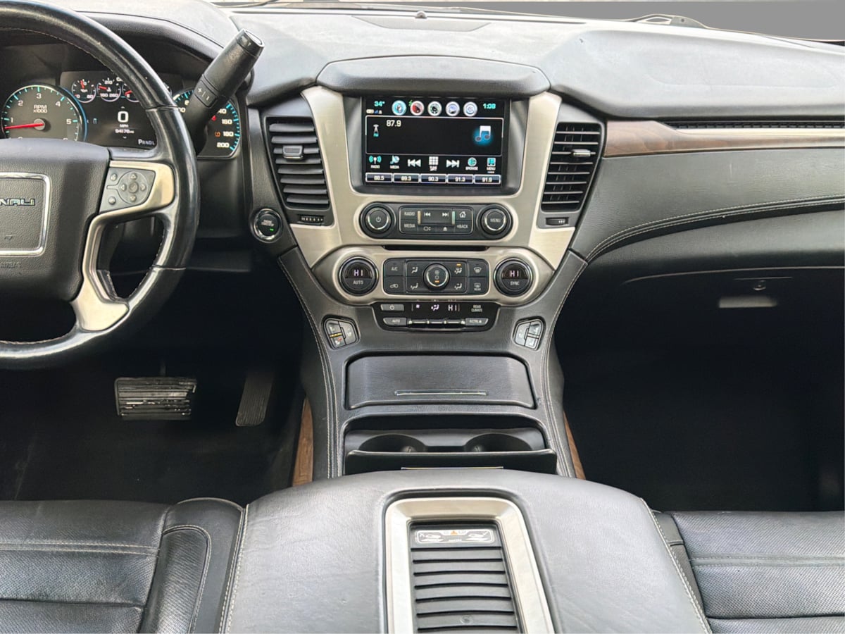 2019 GMC Yukon Denali - Photo 39