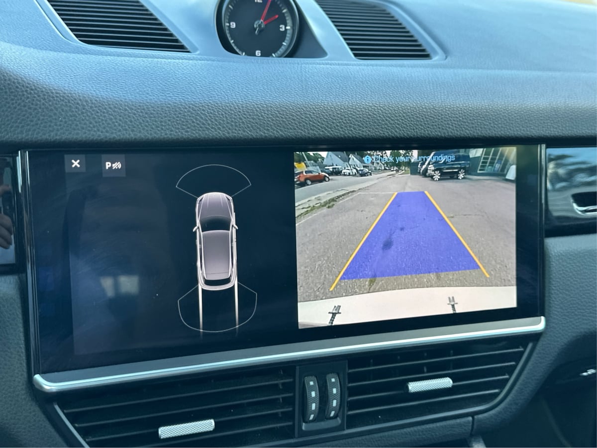 2019 Porsche Cayenne Turbo photo 38
