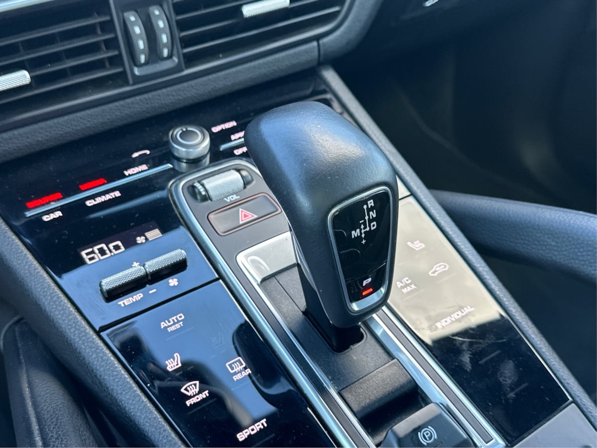 2019 Porsche Cayenne Turbo photo 39