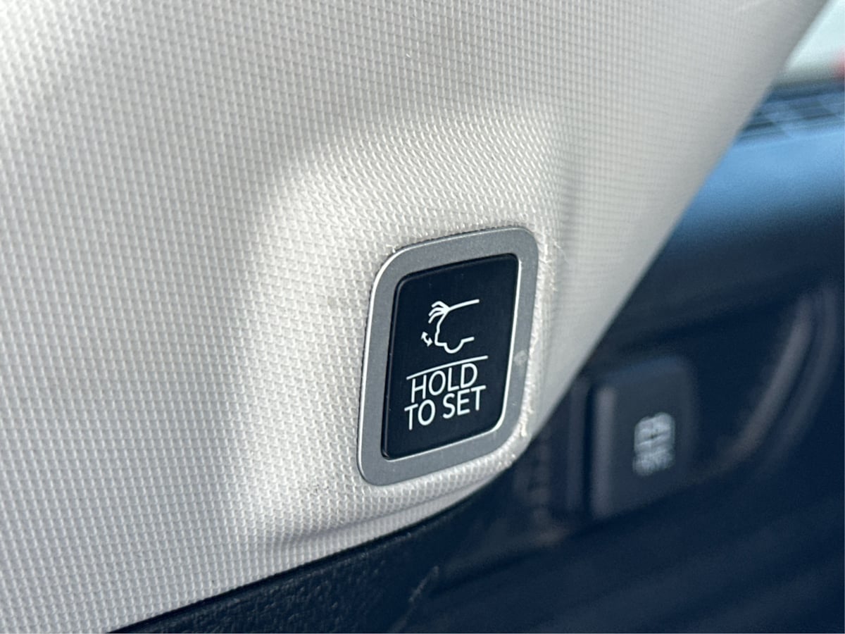 2023 Jeep Cherokee 4xe photo 23
