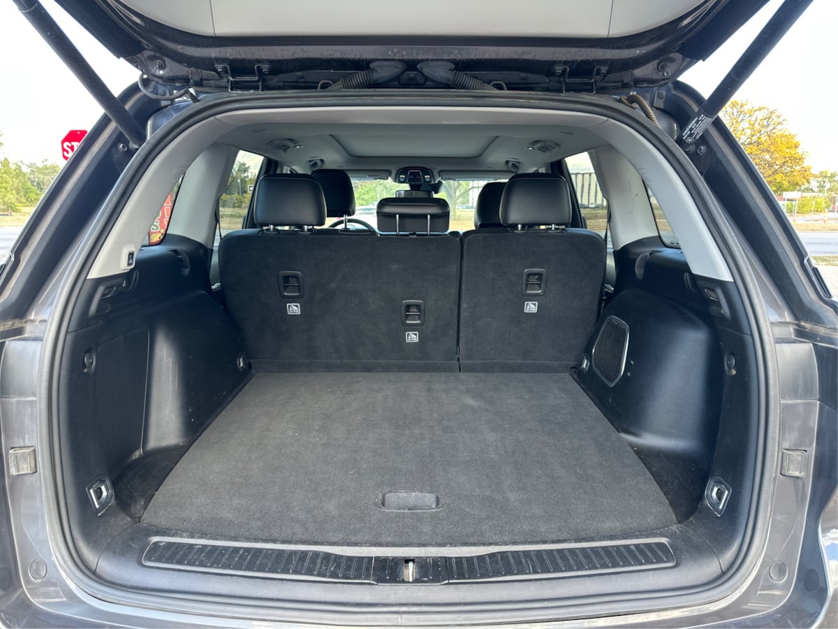 2023 Jeep Cherokee 4xe photo 12