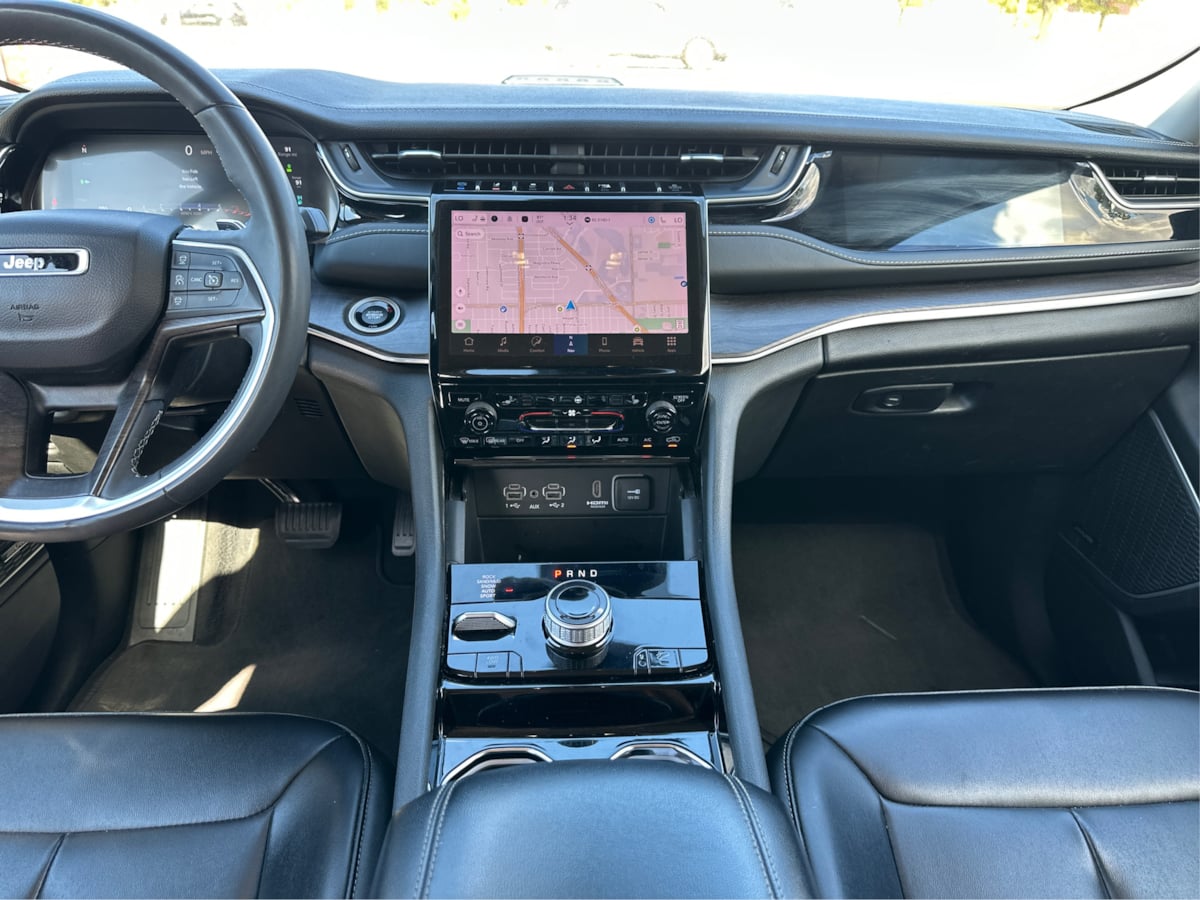 2023 Jeep Cherokee 4xe photo 17