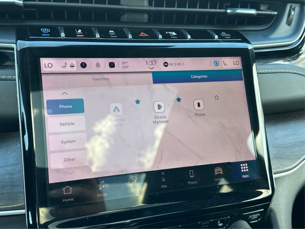 2023 Jeep Cherokee 4xe photo 36