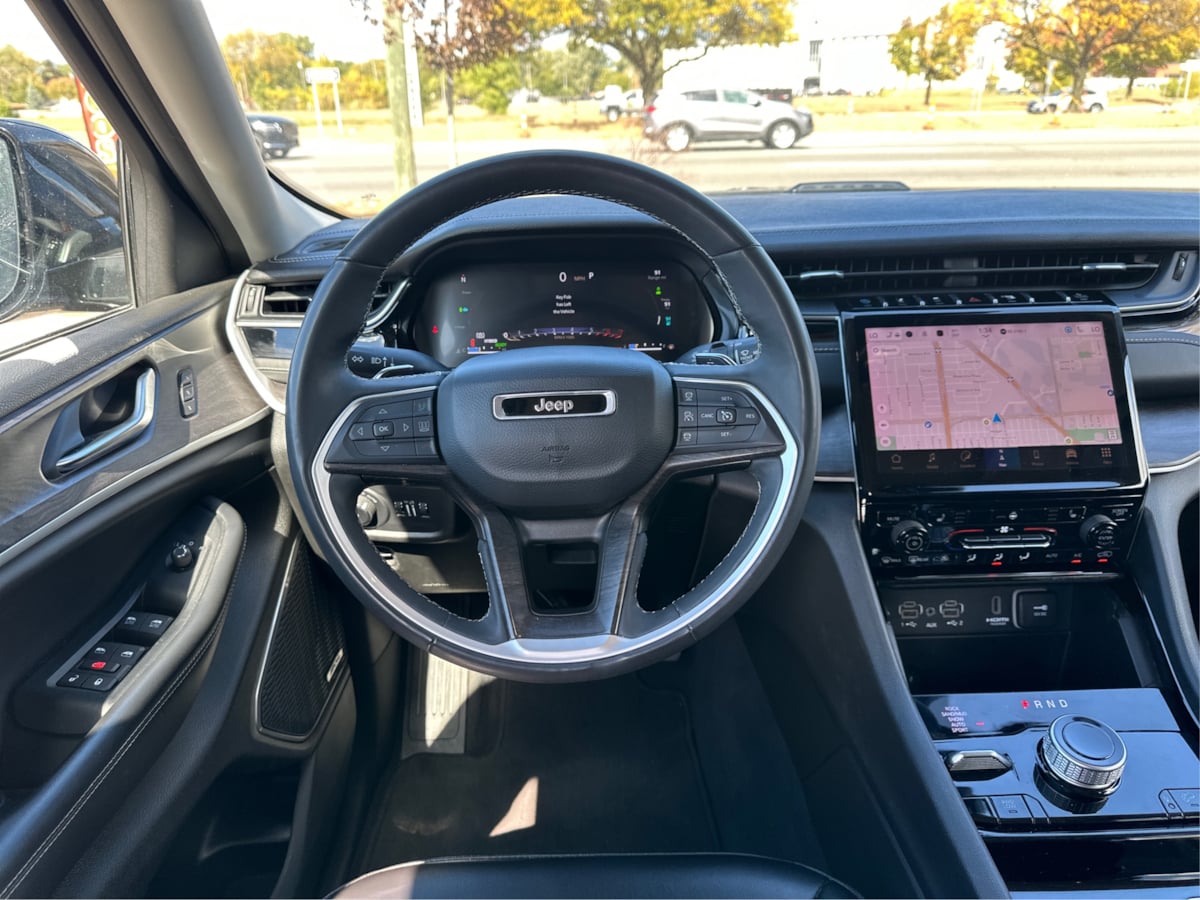 2023 Jeep Cherokee 4xe photo 14