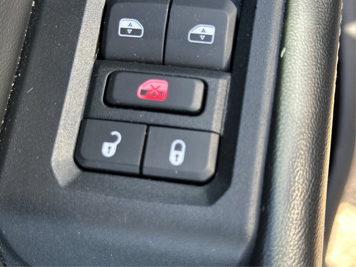 2023 Jeep Cherokee 4xe photo 30
