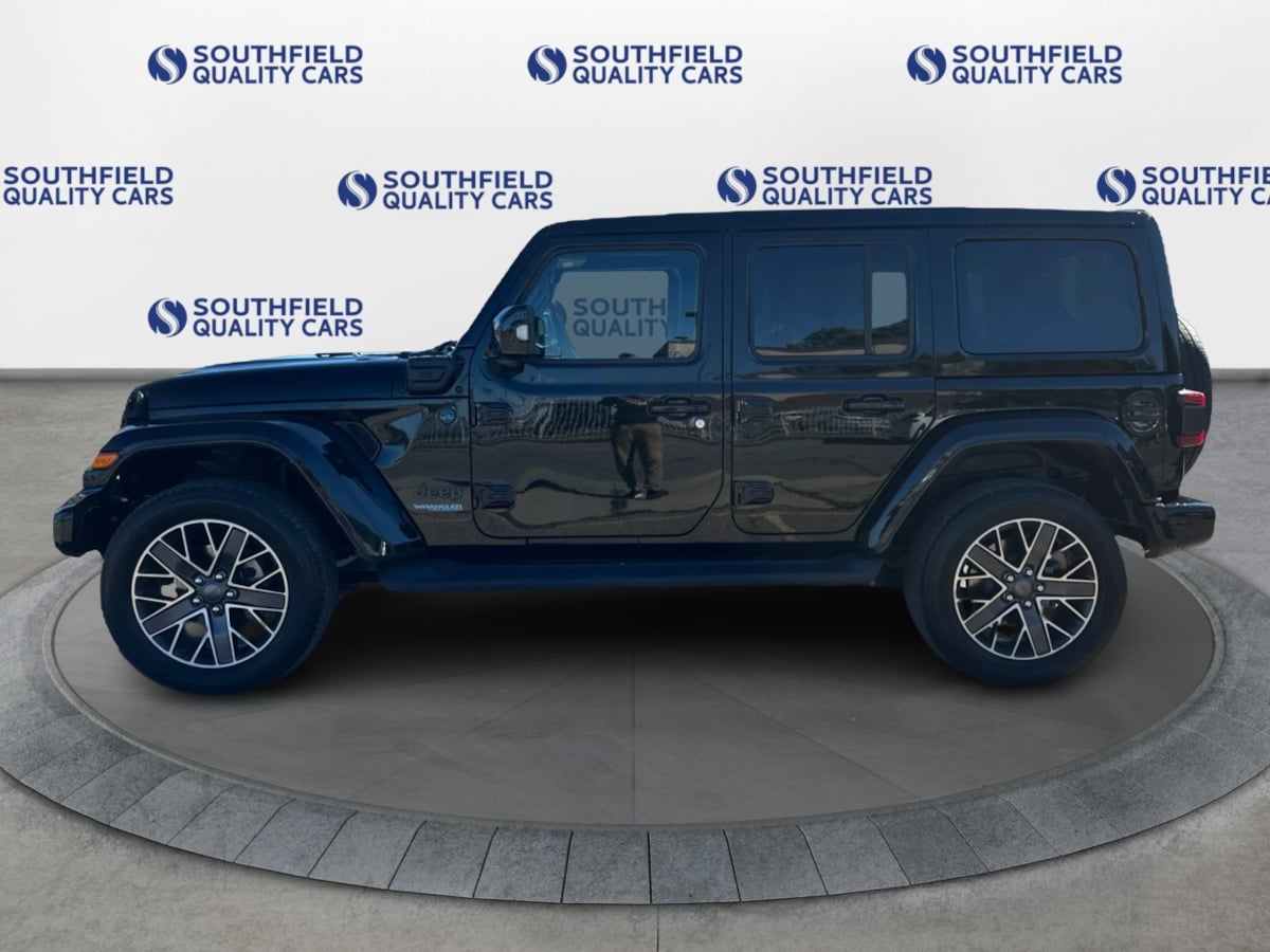 2022 Jeep Wrangler 4xe Unlimited Sahara High Altitude photo 3