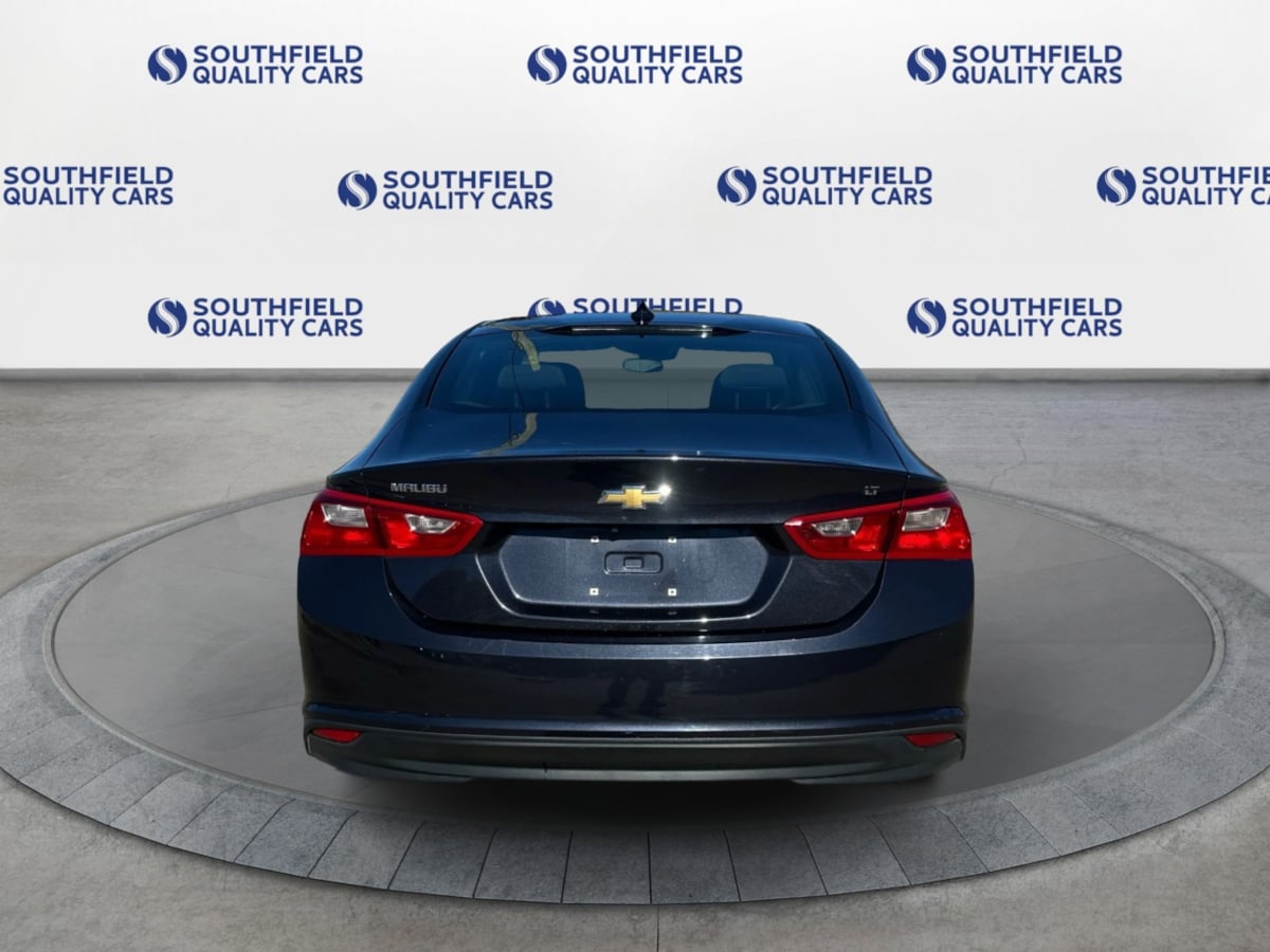 2023 Chevrolet Malibu 1LT photo 3