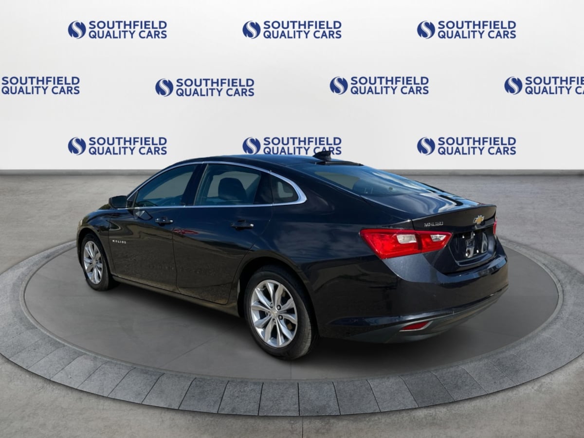 2023 Chevrolet Malibu 1LT photo 3